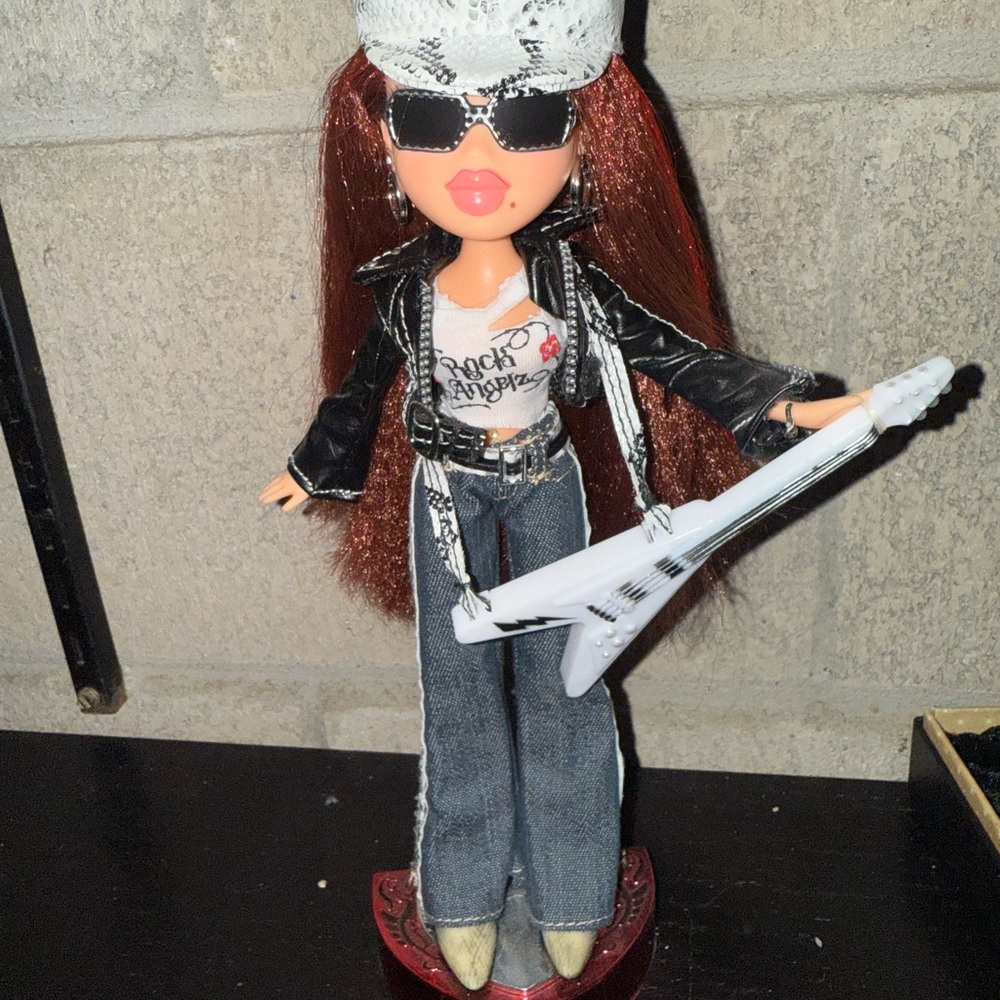 Rock Angelz Doll with Guitar roxxi